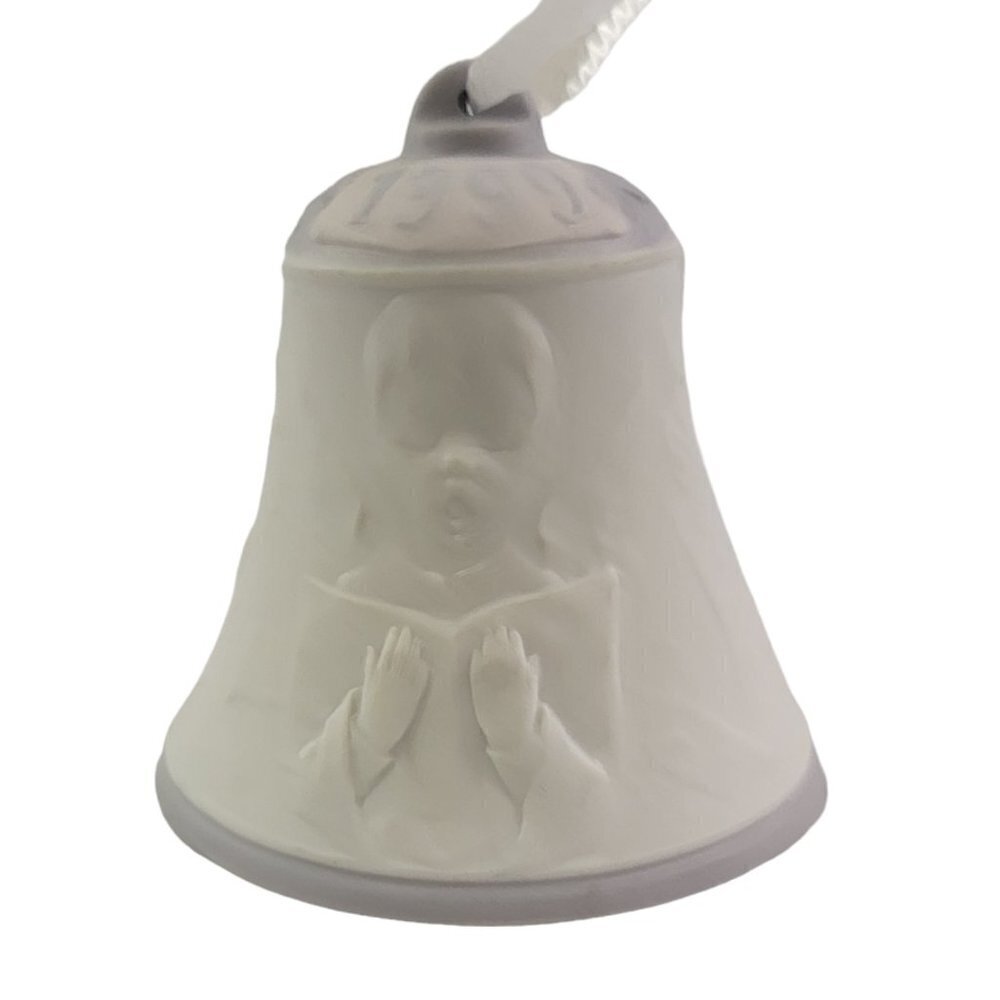Vintage 1999 Lladro Hand Made Porcelain Bell Music Recital Collectible – Spain